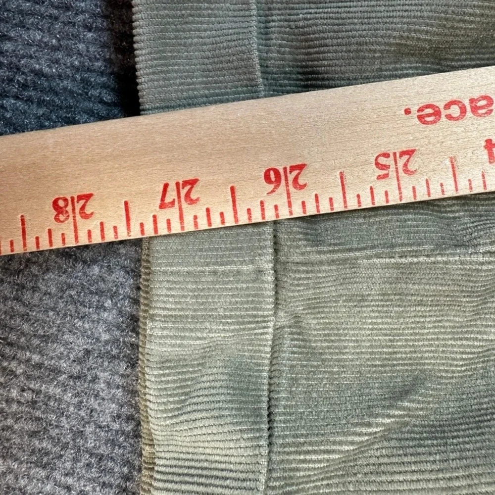 Lands End Mens 40 Corduroy Pants Pleated Cuffed Sage Green Made in USA Vintage